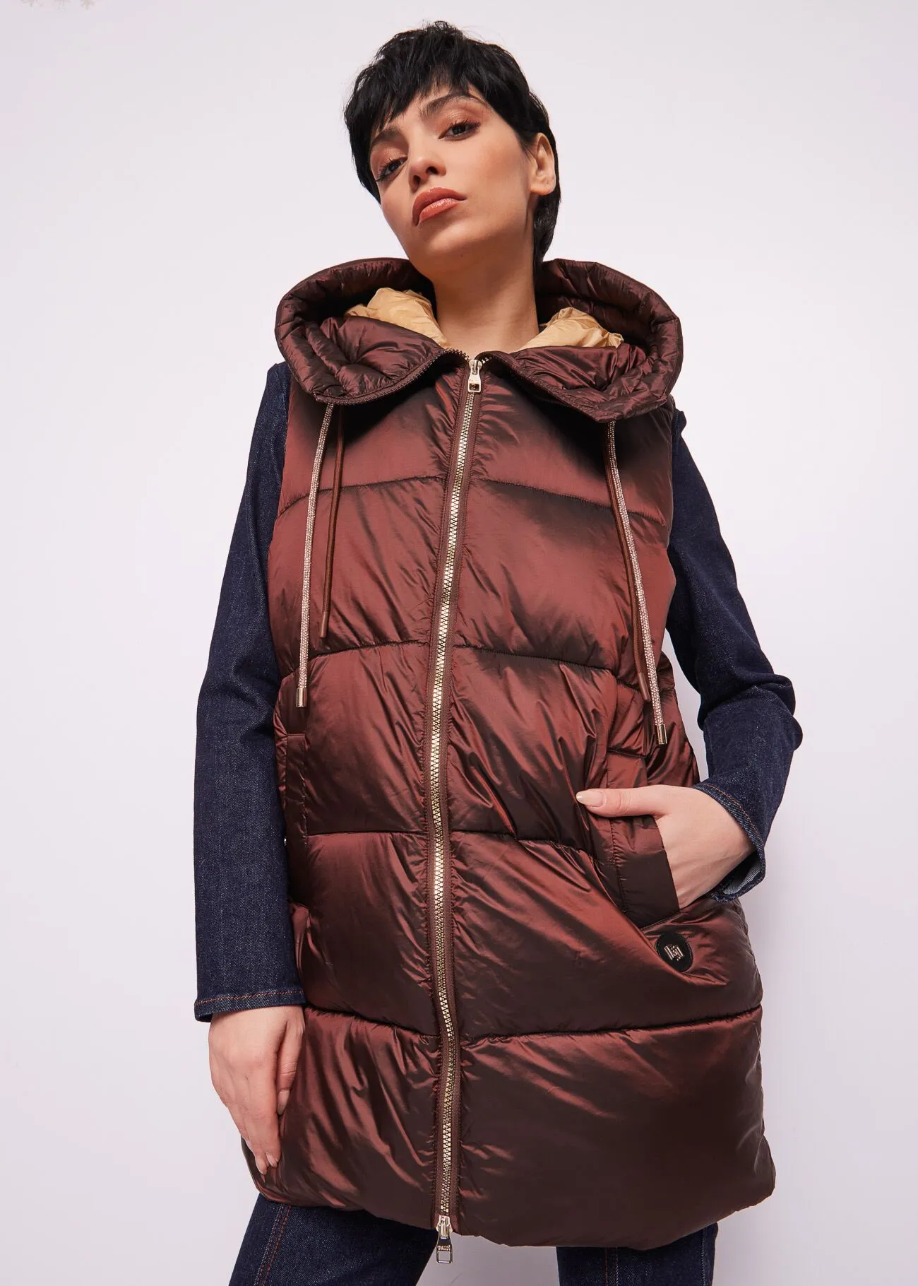 241_421BD35020_3397-P01