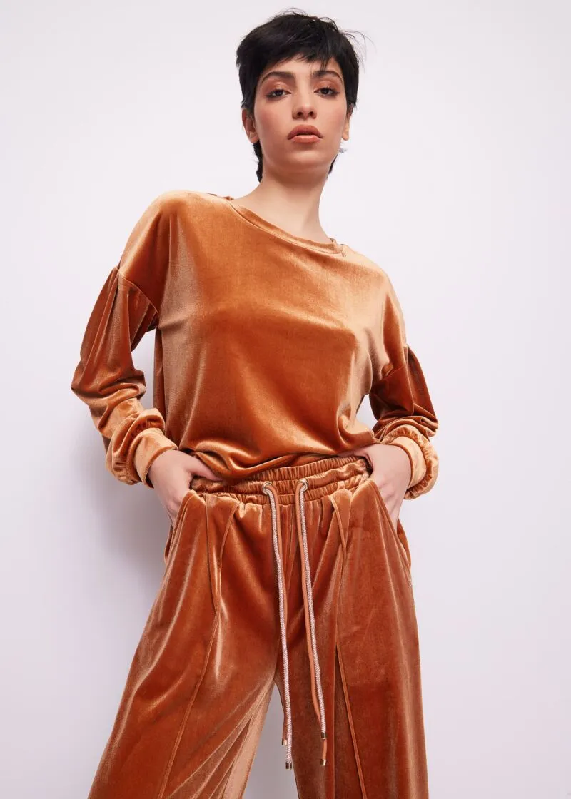 241_421BD64007_3333-P01