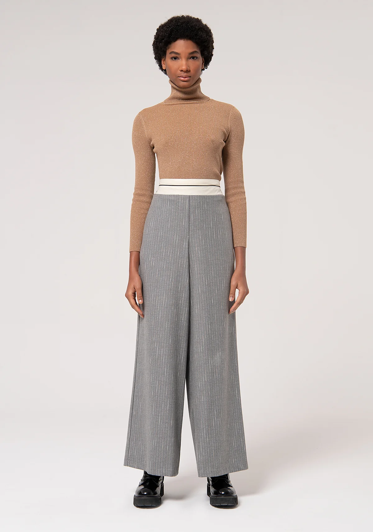 FJ24WV3002W726D4-156-1_a0db7bfc-8975-4862-ae42-258a5b0977e2