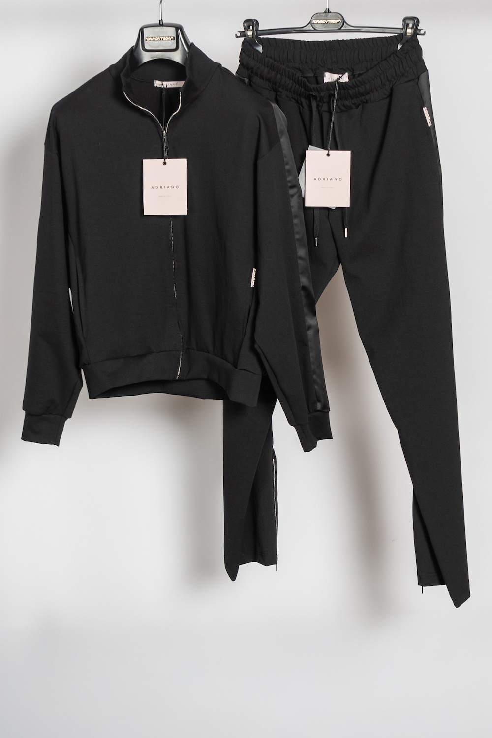 HOODIE-PIù-PANTALONE-OVER-ZIP-E-BANDA_NERO