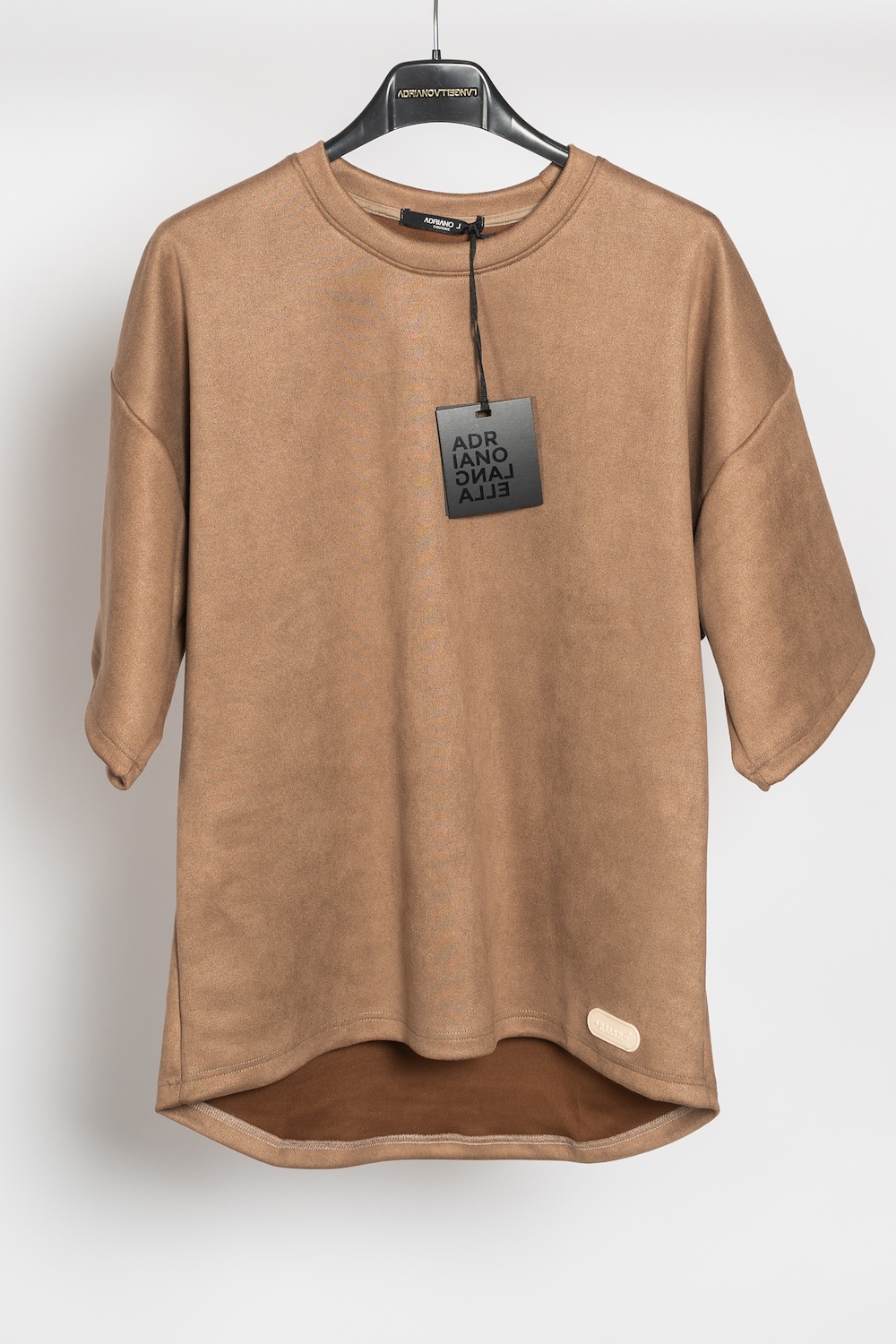 T-SHIRT-OVER-CAMOSCIO_TARTARE