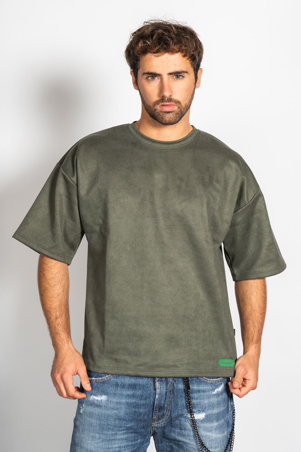 T-SHIRT-OVER-CAMOSCIO_VERDE