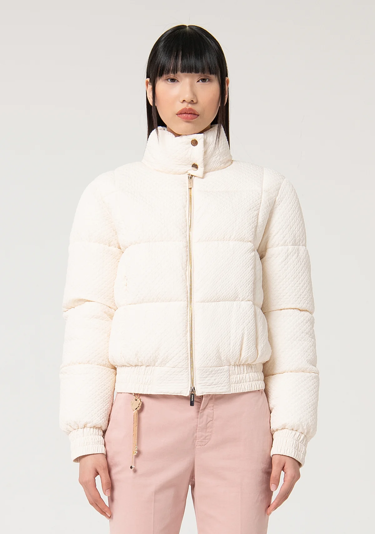 FS24WC3003O45801-B13-1_cba25931-42a4-46e7-bee8-c592063f09df